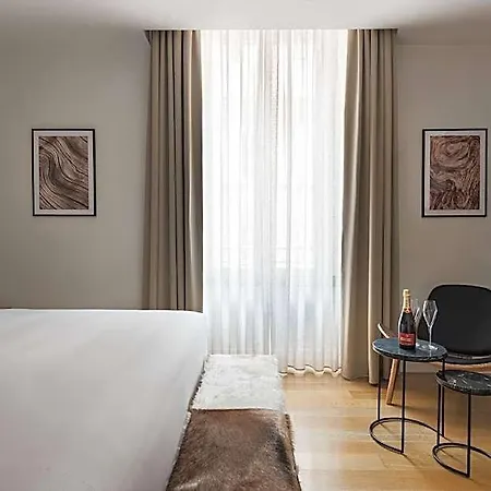 Hotel At 41