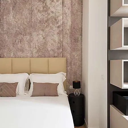 Hotel At 41