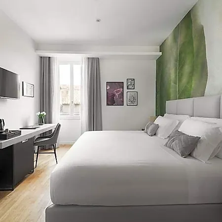 Hotel At 41